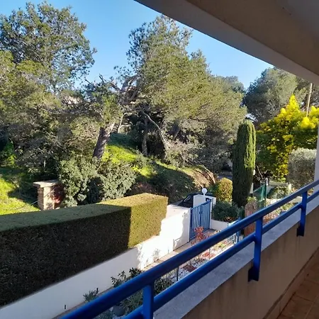 3 Pièces à 200m Des Plages, St-raphaël - Fr-1-226a-201 Apartamento